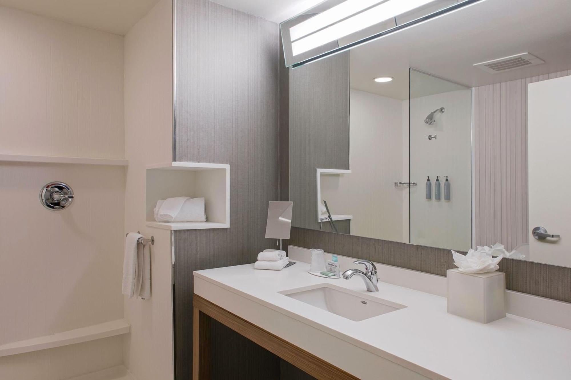 Courtyard By Marriott Hot Springs Hotell Exteriör bild