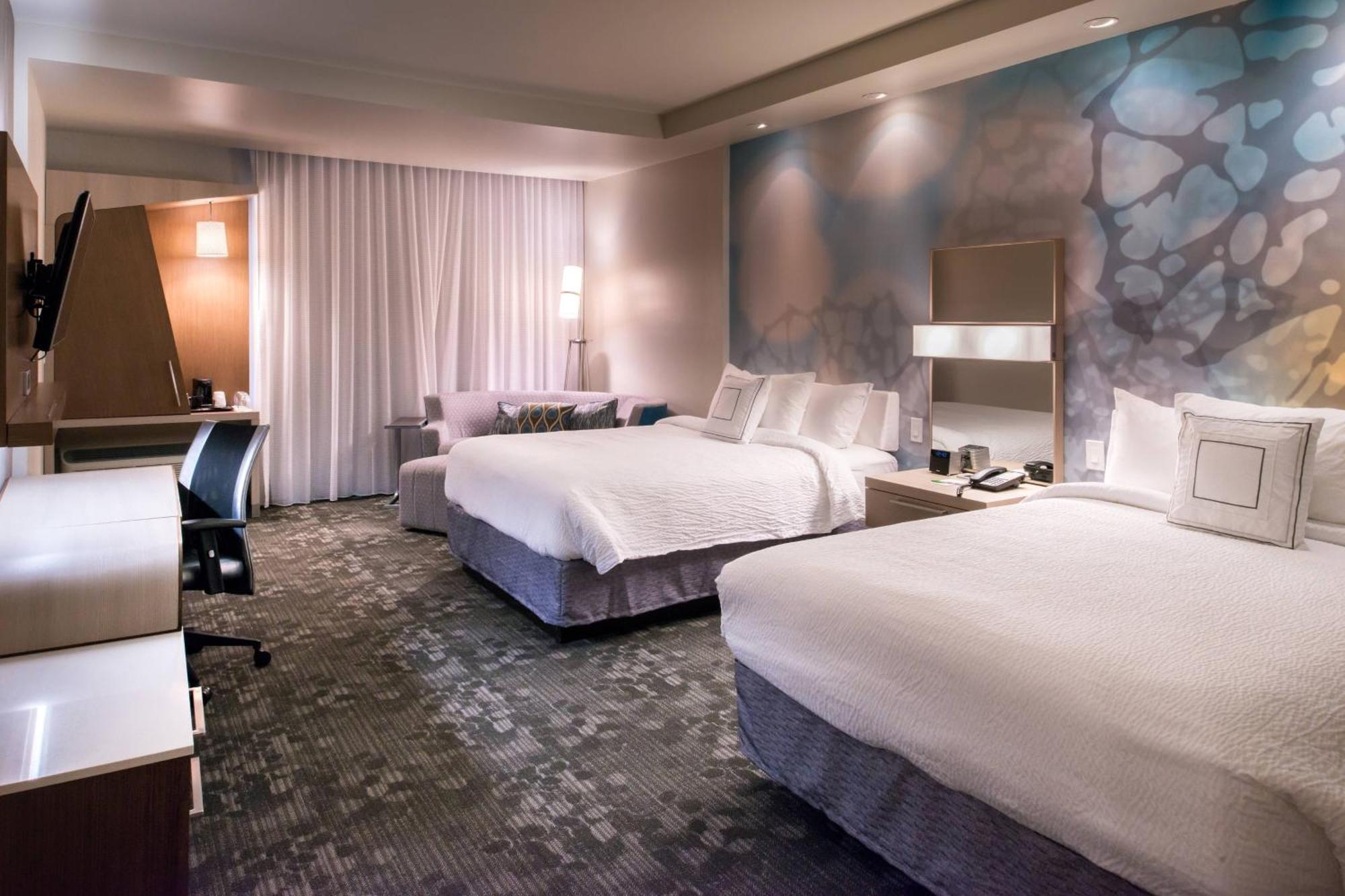 Courtyard By Marriott Hot Springs Hotell Exteriör bild