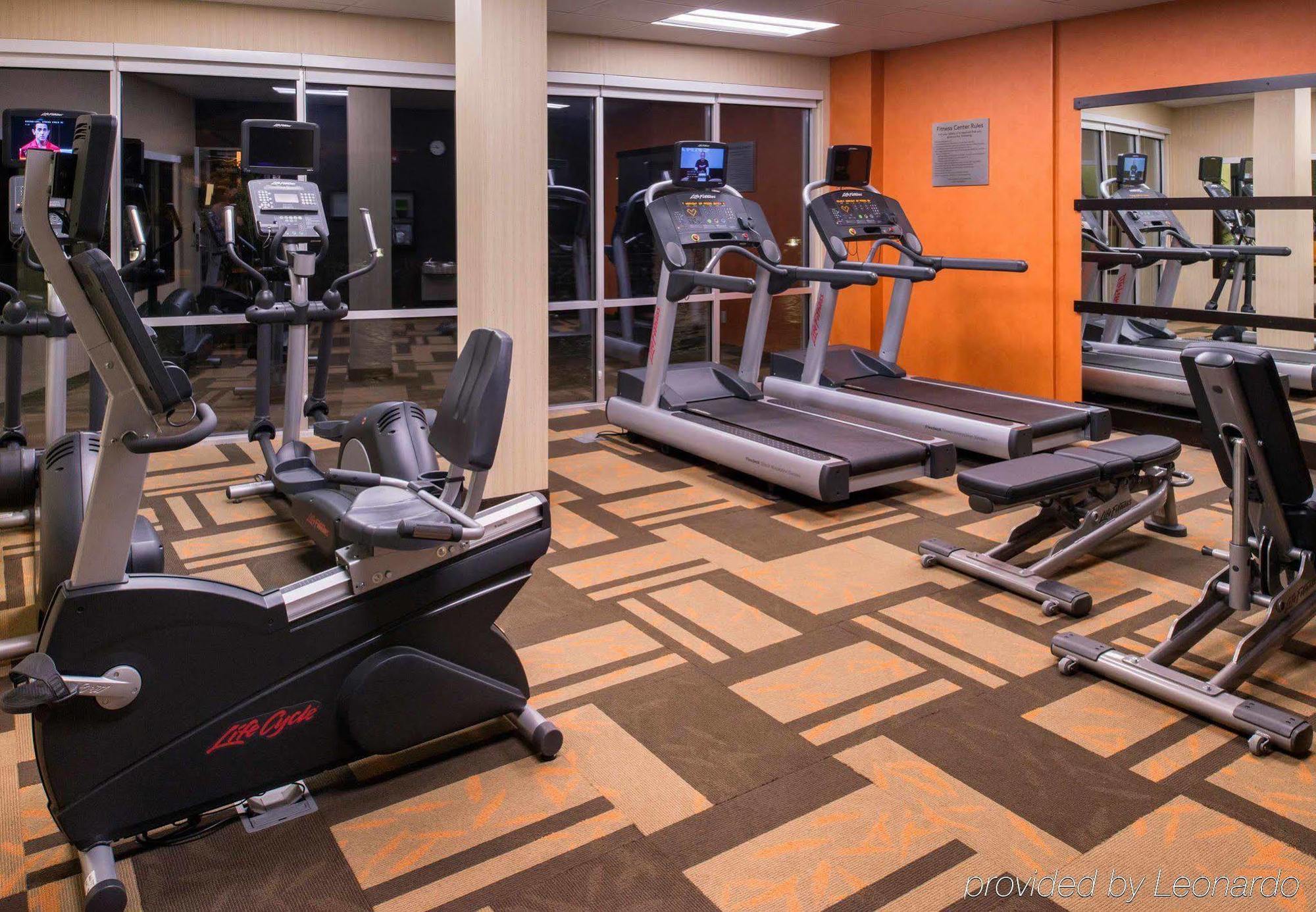 Courtyard By Marriott Hot Springs Hotell Exteriör bild