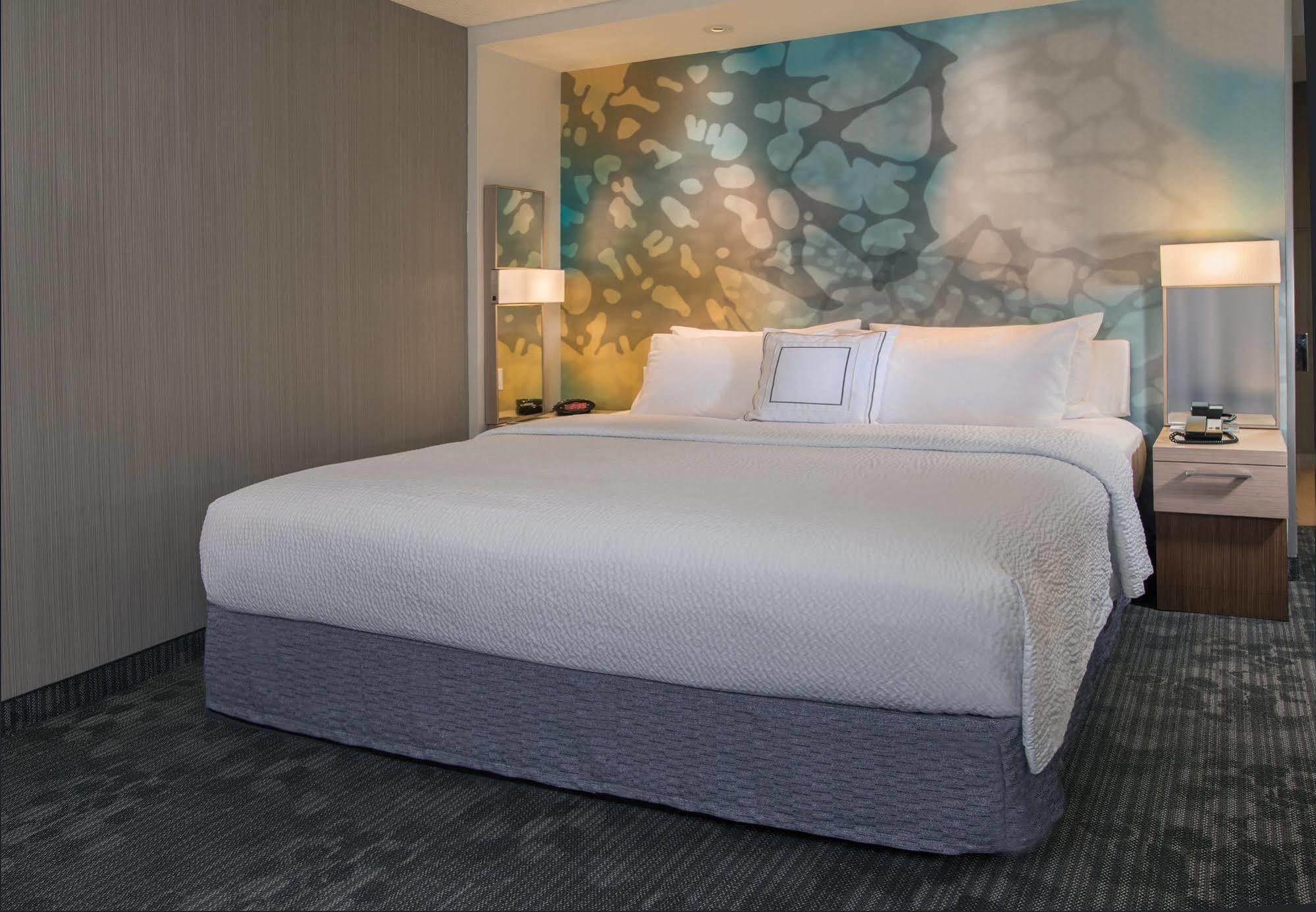 Courtyard By Marriott Hot Springs Hotell Exteriör bild