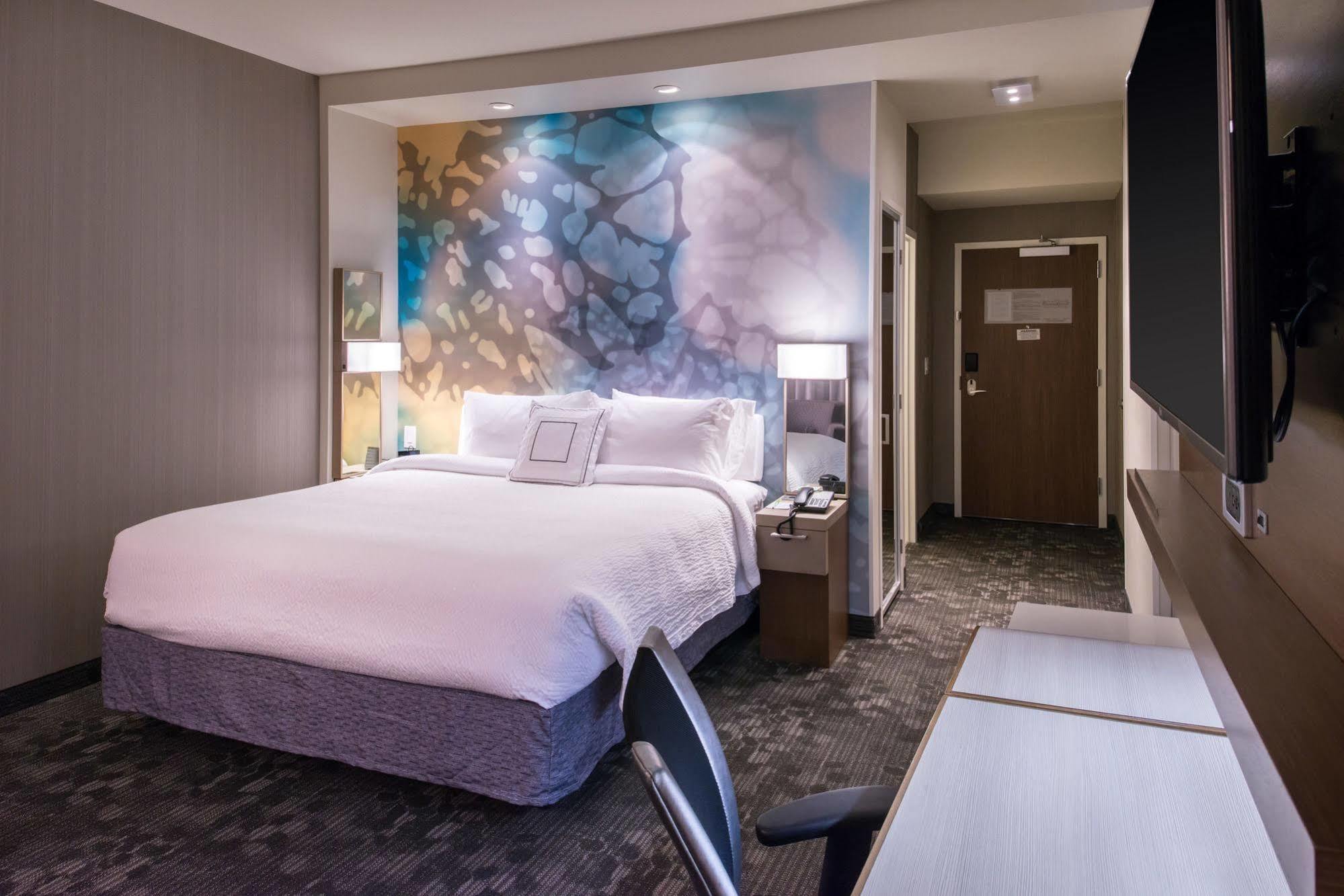 Courtyard By Marriott Hot Springs Hotell Exteriör bild